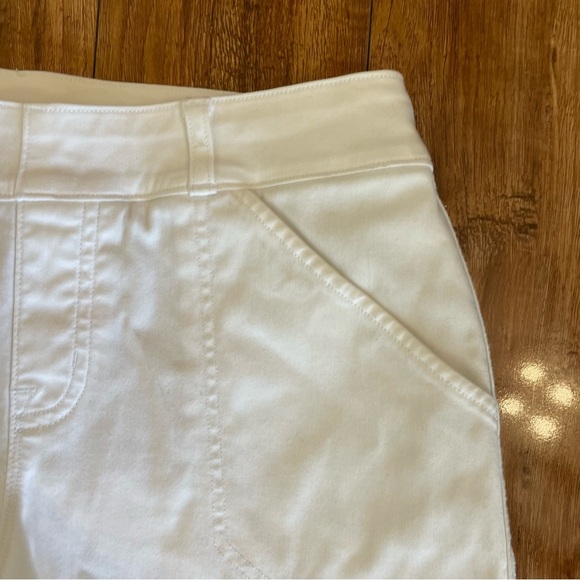 SPANX Women’s White High Waist Slimming Pull On Shorts Size Medium - Picture 3 of 10